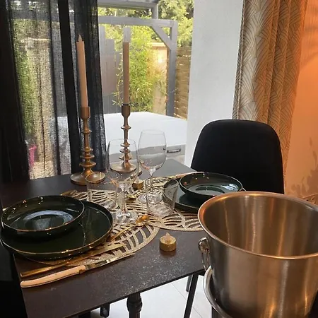 La De Charme Du Mas De La Fontaine De Jonquier Avec Privatif Seguret