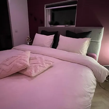 La De Charme Du Mas De La Fontaine De Jonquier Avec Privatif Bed & Breakfast *